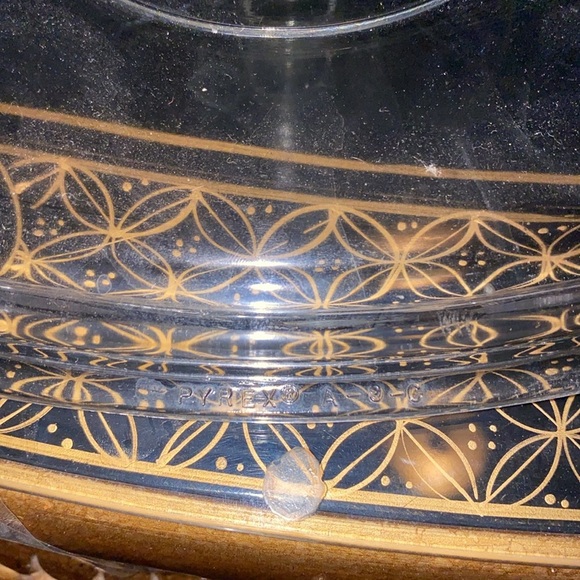 Vintage 1988 corningware Country Basket Casserole with Lid- A2B 2 Litter - Picture 3 of 5